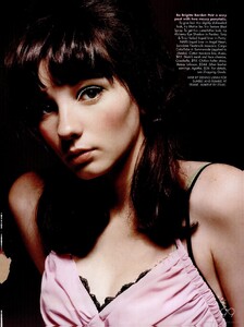 GB - Elle Girl (February-March 2003) - The Big Tease - 006.jpg