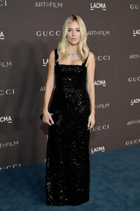 Sienna+Miller+2019+LACMA+Art+Film+Gala+Honoring+e7-lgr2PfuDx.jpg