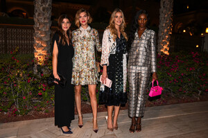 Arizona+Muse+Tory+Burch+Dinner+After+Party+u-r6XV4eQsmx.jpg