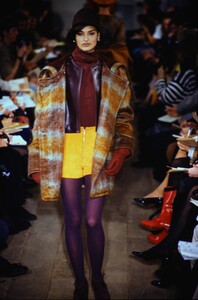 351286892_gordon-henderson-fw-1990(1).thumb.jpg.33f54c7c484165a9e77f175d212236ea.jpg