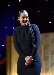 Alicia+Keys+23rd+Annual+Hollywood+Film+Awards+bTFStYvkL45x.jpg