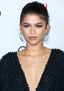        zen151119BZNimage134.jpg