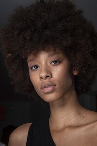 406593006_ChristianCowanSpring2020BackstageDP0s2XJ-nfYx.thumb.jpg.b0363697d44933fae7c44a898bcf6bb6.jpg