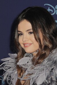        sel081119BZNimage114.jpg
