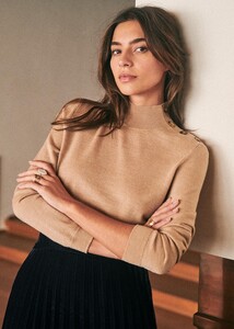 477352176_DinoSkirtnzfdkuzlvdche67it9h90.thumb.jpg.ba4ff2db96261c6a02fa8a3e0cde94cf.jpg
