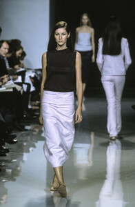 483177184_lanvin-ss-1999(1).thumb.JPEG.c30195032e3029f6bb5c9272866888c0.JPEG