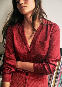 505088982_Florenceshirtrautsxdfj8cblirev1hai.thumb.jpg.0345d24ee393f8234b2a9940c223ada4.jpg