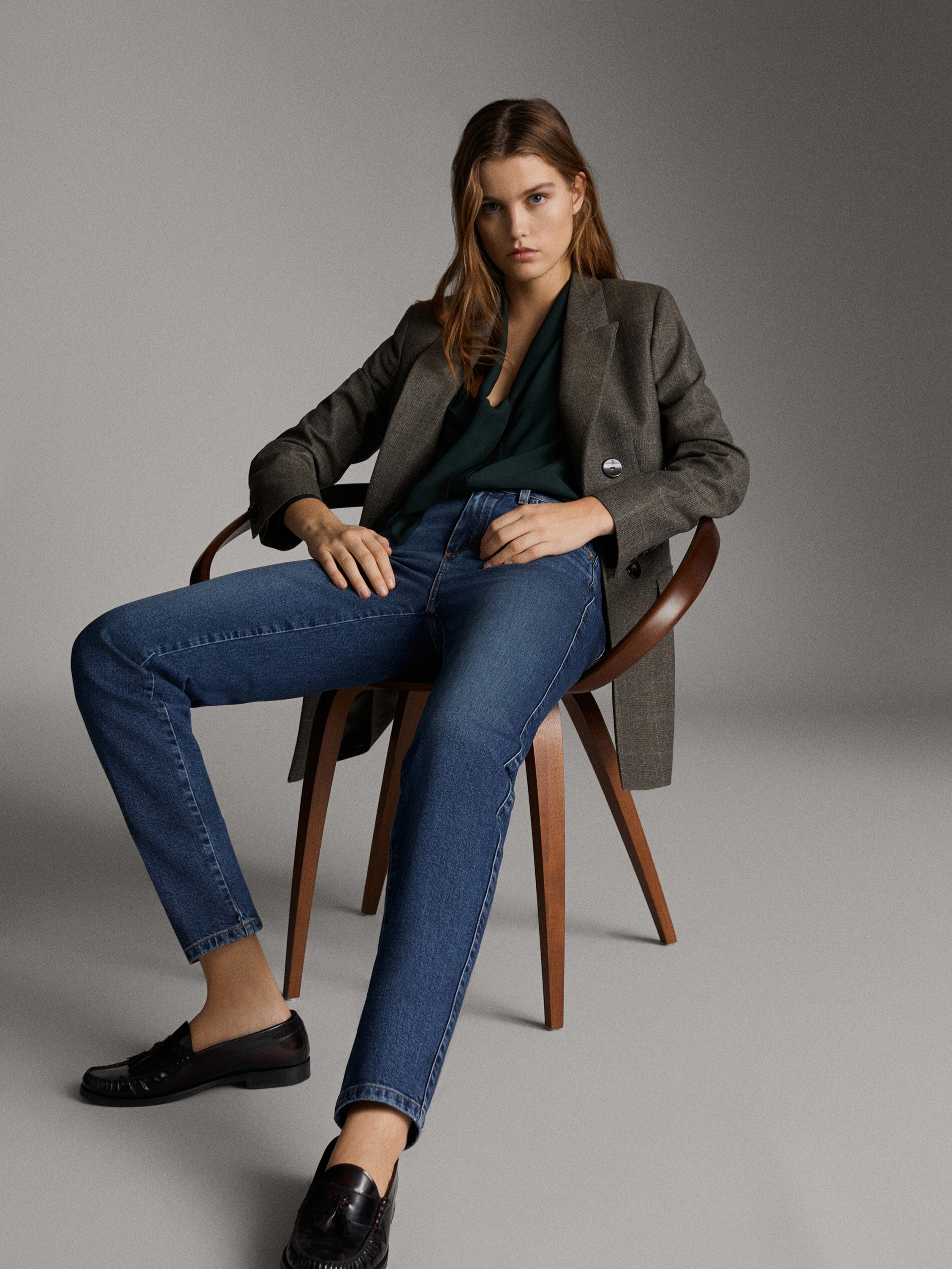 Massimo dutti обувь. Массимо дутти 2018. Massimo Dutti брюки. Джинсы massimo Dutti. Модель 5052 Массимо дутти джинсы.