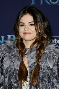        sel081119BZNimage118.jpg