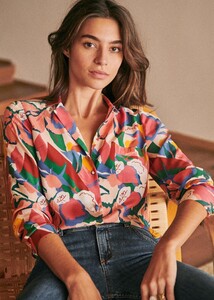 677216882_Florenceshirtfdy341kebn06dozitauoe.thumb.jpg.3621db1f6e5cf2add52e71decb8fb82b.jpg