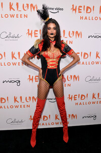 Daniela+Braga+Heidi+Klum+20th+Annual+Halloween+fstH1otcLmOx.jpg