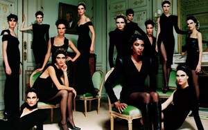 781615416_MarioTestino_Paris_AtelierVersace.thumb.jpg.48ccab7dcec41cfac3f944a5386172d0.jpg