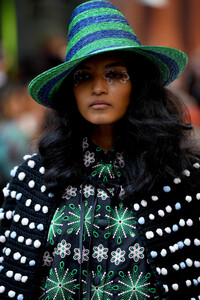 782635394_CynthiaRowleyRunwaySeptember2019NewYorkhIqthoNzV-Mx.thumb.jpg.1a7b17752b318cdfae55a950892120f6.jpg