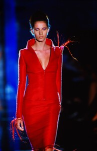 805055013_versace-hc-fw-1998(1).thumb.jpg.d7fe1c0f60fc643940476fd9a4a6a7e9.jpg