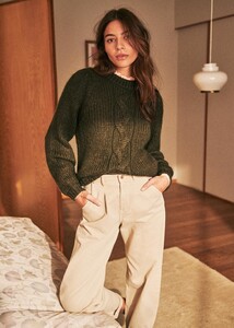 842330210_SerenaJumperkxrv8pqniaqt3jughusq9.thumb.jpg.a92d197a14d2645051d7785247e4ce6d.jpg