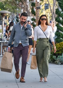        eva091119BZNimage3.jpg