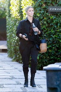        hou071119BZNimage9.jpg