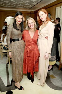 Karen+Elson+Tabitha+Simmons+10+Year+Anniversary+_DecVbhBalix.jpg