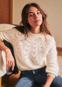 95210036_PaulinJumperewqvmj1hvreln51ahvex2.thumb.jpg.e0f1752682ed36c7b92069cffbbdaa35.jpg
