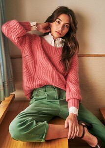 984423041_GiseleJumperpfwdrt2agulntd9kcelyy.thumb.jpg.f01fb873f3ad066bb5bc5fe5be29112a.jpg