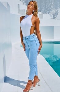 ALLISSA_BODYSUIT_ALI_BOYFRIEND_JEANS_-_6.jpg