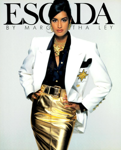 Escada_Spring_Summer_1991_09.thumb.png.71225b5a903a25499d7ca61cf534badc.png