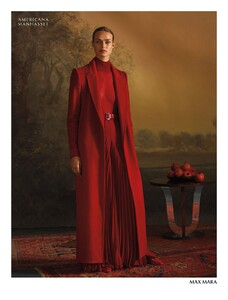 Holiday2019_MaxMara_72dpi-min.max-1600x1600.thumb.jpg.a21c013428231148ced7adad3cb0c290.jpg