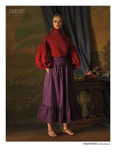 Holiday2019_Valentino_72dpi-min_BirgitKos.max-1600x1600.thumb.jpg.b07c179dcd87ab3fdaf26b3527ed83a5.jpg
