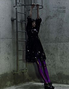 Jalouse_104_October2007_WeAreTheRobots_06.jpg