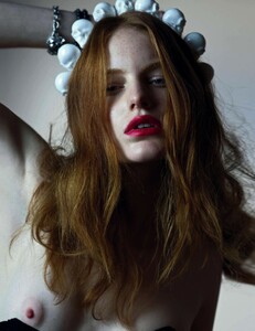 Jalouse_118_March2009_JewelAngel_09.thumb.jpg.0fb2159a5cad55b6cb13957509b95855.jpg