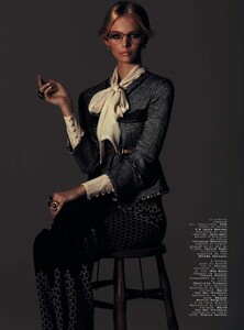 Jalouse_137_February2011_DroleDeDame_05.jpg