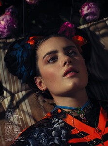 Jalouse_138_March2011_VivaLaMode_005.jpg