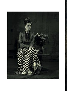 Jalouse_138_March2011_VivaLaMode_011.jpg