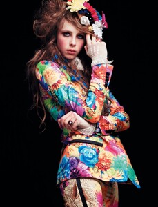 Jalouse_147_February2012_Rosebud_10.jpg
