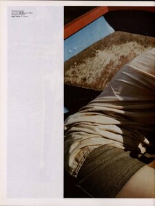 Jalouse_71_June2004_ALombreDesJeunesFillesEnFleurs_07.jpg