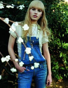 Jalouse_89_April2006_BlondeOnBlonde_06.jpg