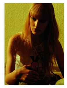 Jalouse_89_April2006_BlondeOnBlonde_08.jpg