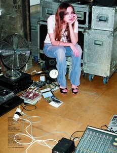 Jalouse_89_April2006_MyFunnyValentine_08.jpg