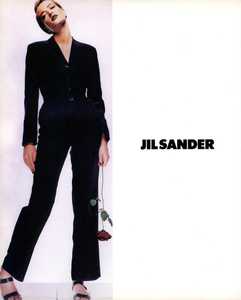 Knight_Jil_Sander_Spring_Summer_1991_03.thumb.png.1849541cdb35c3abee2d69969639329f.png