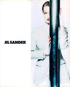 Knight_Jil_Sander_Spring_Summer_1991_06.thumb.png.2470317f5db43acc656e5b10273d0188.png