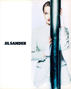 Knight_Jil_Sander_Spring_Summer_1991_06.thumb.png.f9db69c5eb64f49f29071c4c6ef0c514.png