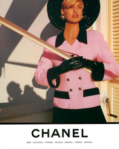 Lagerfeld_Chanel_Spring_Summer_1991_04.thumb.png.d9167adddda194bb86d79a219e59d30c.png