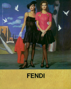 Lagerfeld_Fendi_Spring_Summer_1991.thumb.png.0ce0001497bd5b84c167ec0051cafa1a.png