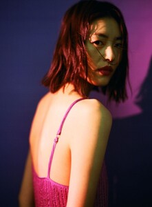 Liu-Wen-ELLE-China-Cover-Photoshoot05.jpg