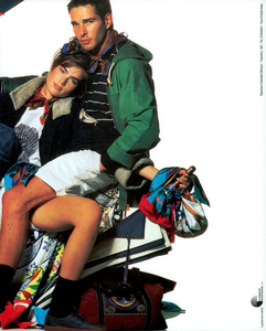 Toscani_Nazareno_Gabrielli_Spring_Summer_1991_03.thumb.png.5754112fb9382339639adf83b41ac34e.png