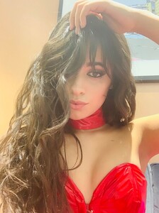 camila-cabello-social-media-11-20-2019-1.jpg