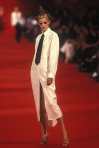 givenchy_ws_1997_5.JPG