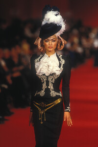 givenchy_ws_1997_6.JPG