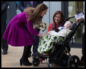 kate-middleton-opens-the-nook-children-hospice-in-norfolk-11-15-2019-8.jpg