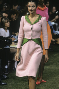 kenzo-ss-1996-1.thumb.jpg.8ab2374f74c22b7abaa8d408c28b1144.jpg